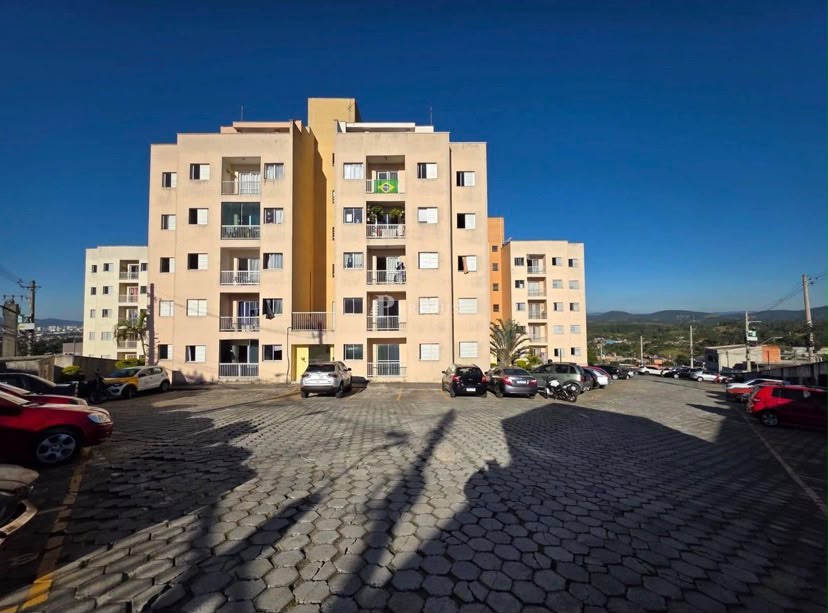 APARTAMENTO 2 DORMITÓRIOS EM FERRAZ DE VASCONCELOS, COM 54 M², VAGA DE GARAGEM E NO ÚLTIMO ANDAR